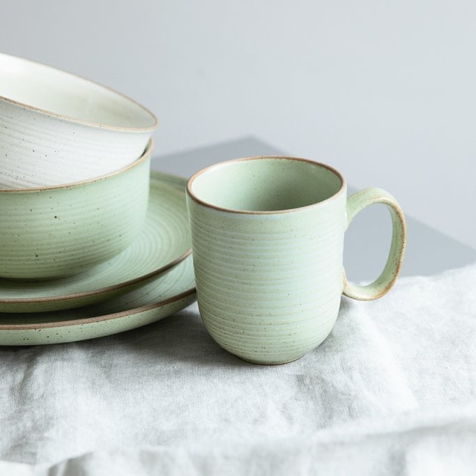 Vinci-Thomas Nature Mugs